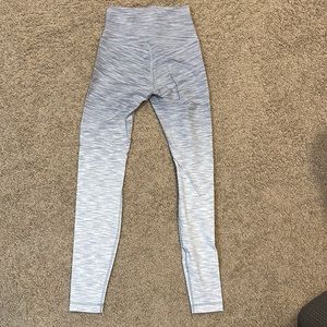 NEVER WORN Lululemon winder under size 4 NEW